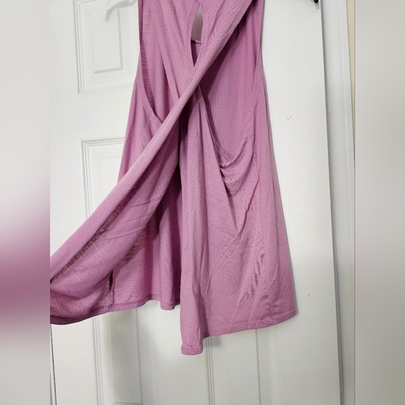 Old Navy Athletic Tank Top - Picture 1 of 5